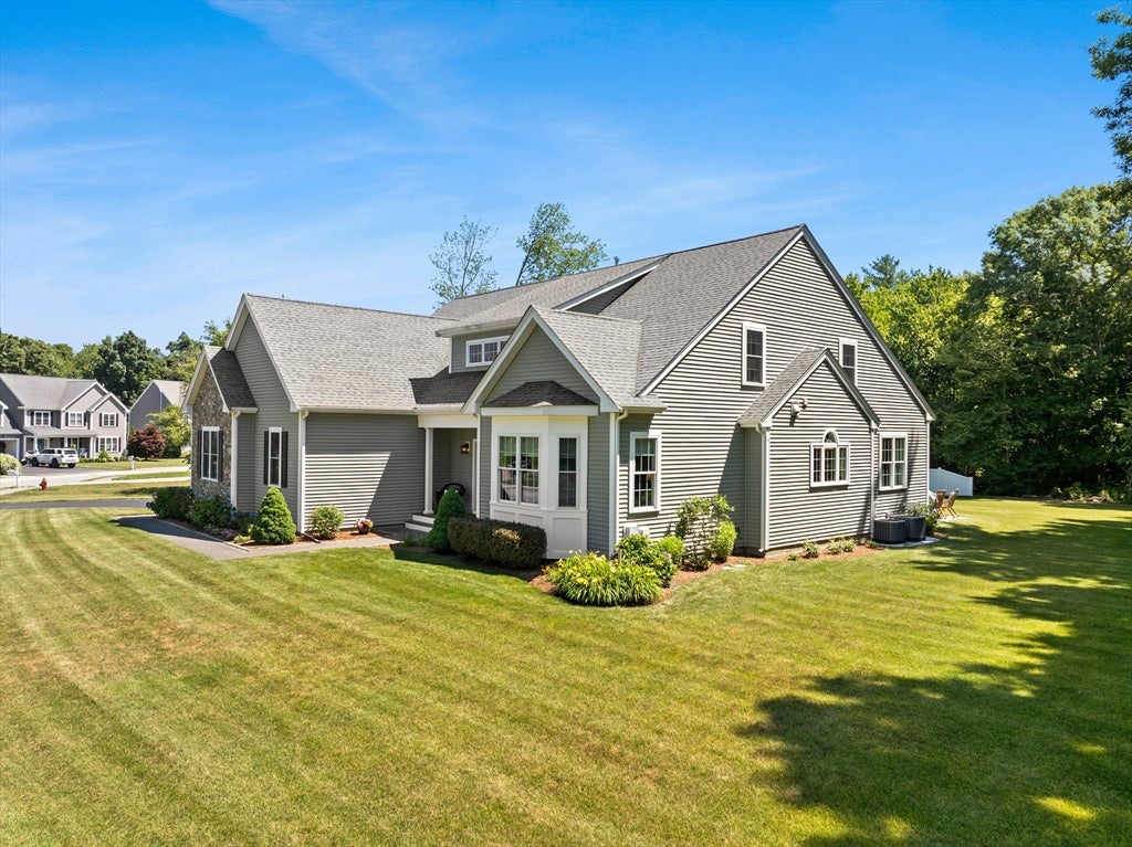 17 Partridge Ln