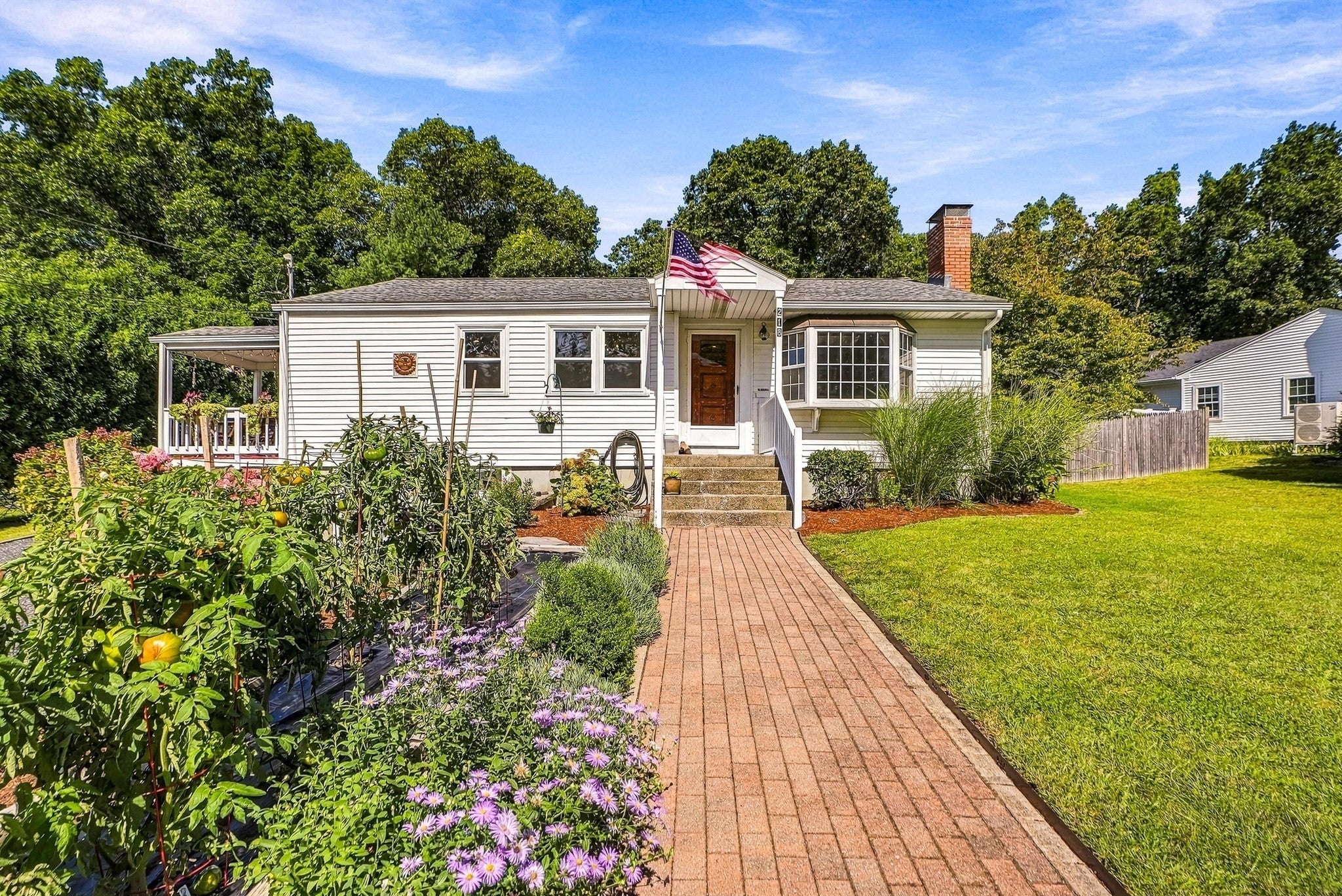 218 Myrtle St, Ashland, MA Photo #2