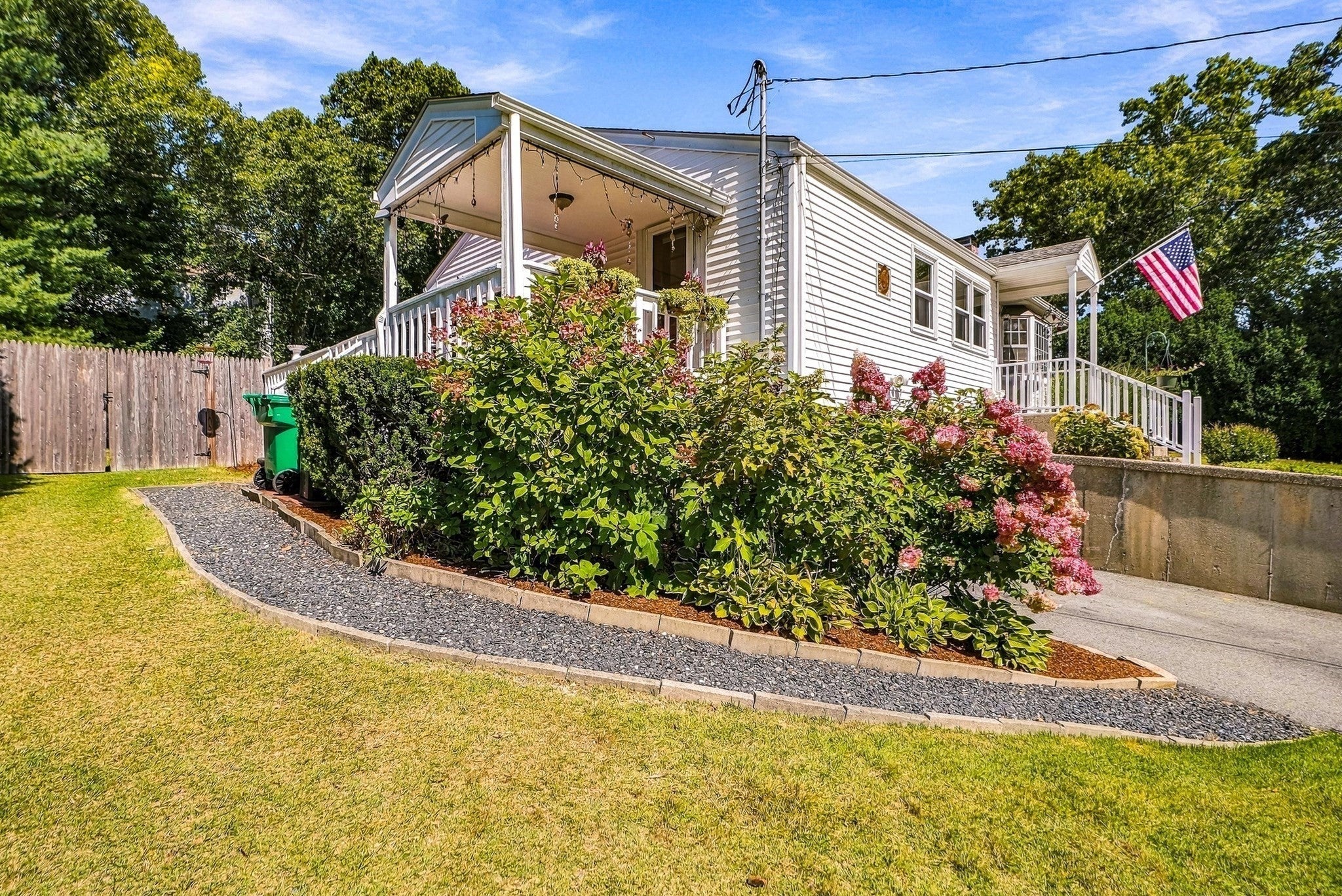 218 Myrtle St, Ashland, MA Photo #6