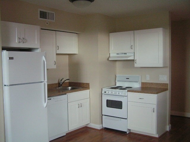 49 Main Street 5