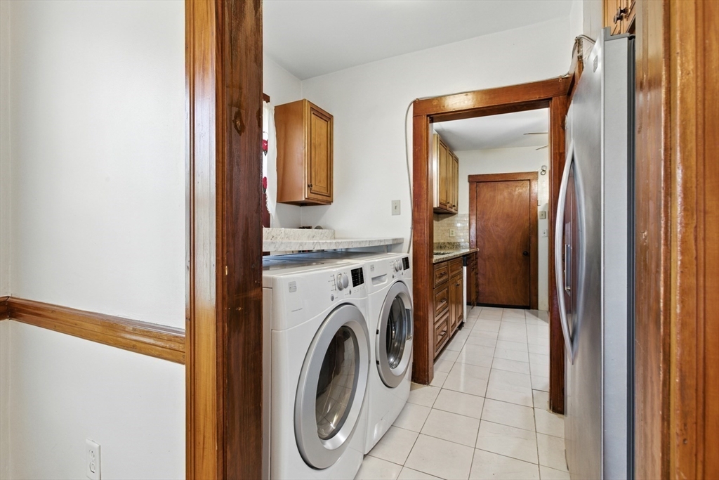 65-67 Gallivan Blvd