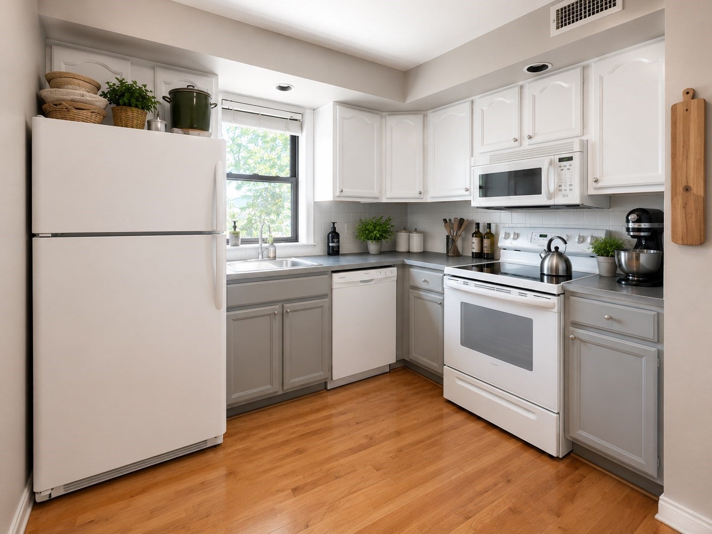 16 Cross Street East ST 2, Somerville MA 01245