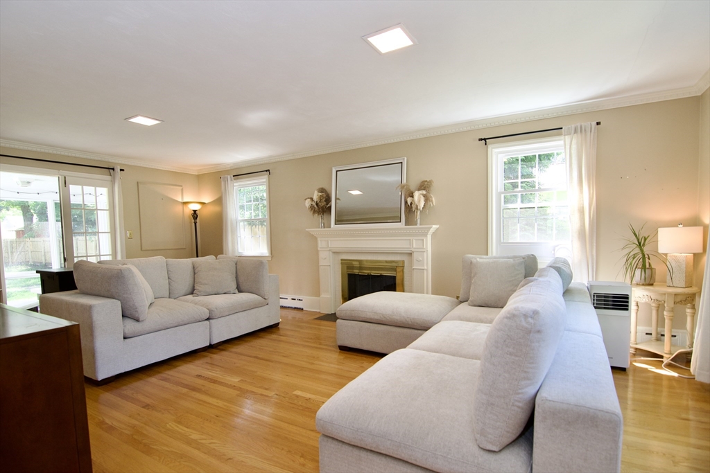 123 Whitmun Rd