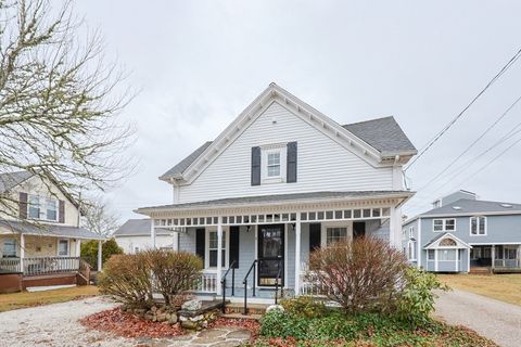 4 Roosevelt St Wareham MA 02571