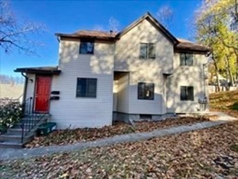 Photo of 58 Windsor St #2, Worcester, MA 01605 (MLS # 73475113)