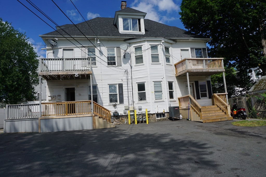76 Tewksbury St