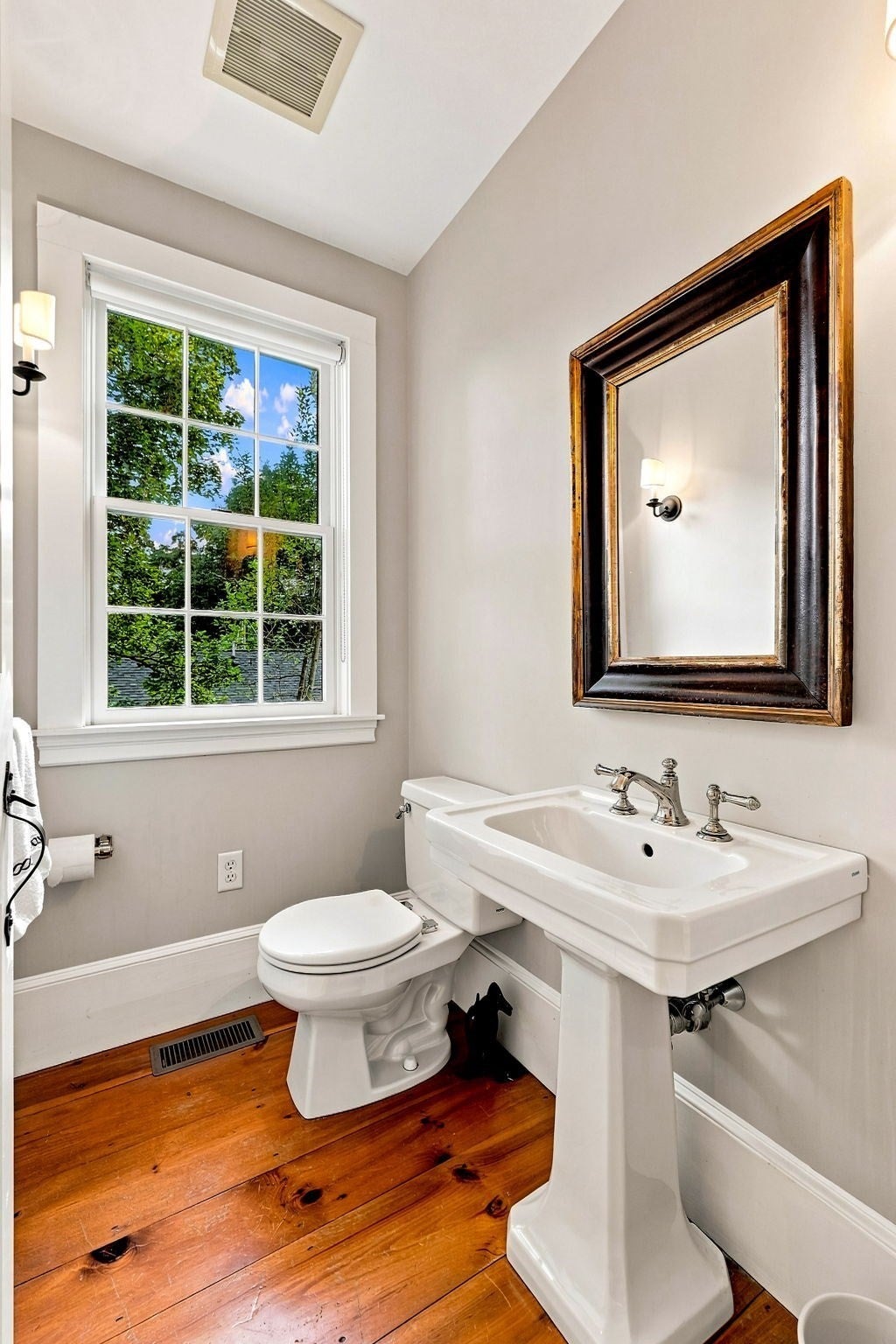 81 Central St, Andover, MA, 81 Central St, Andover, MA Photo #13