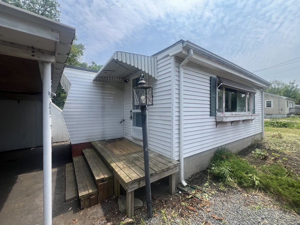 21 Worcester St