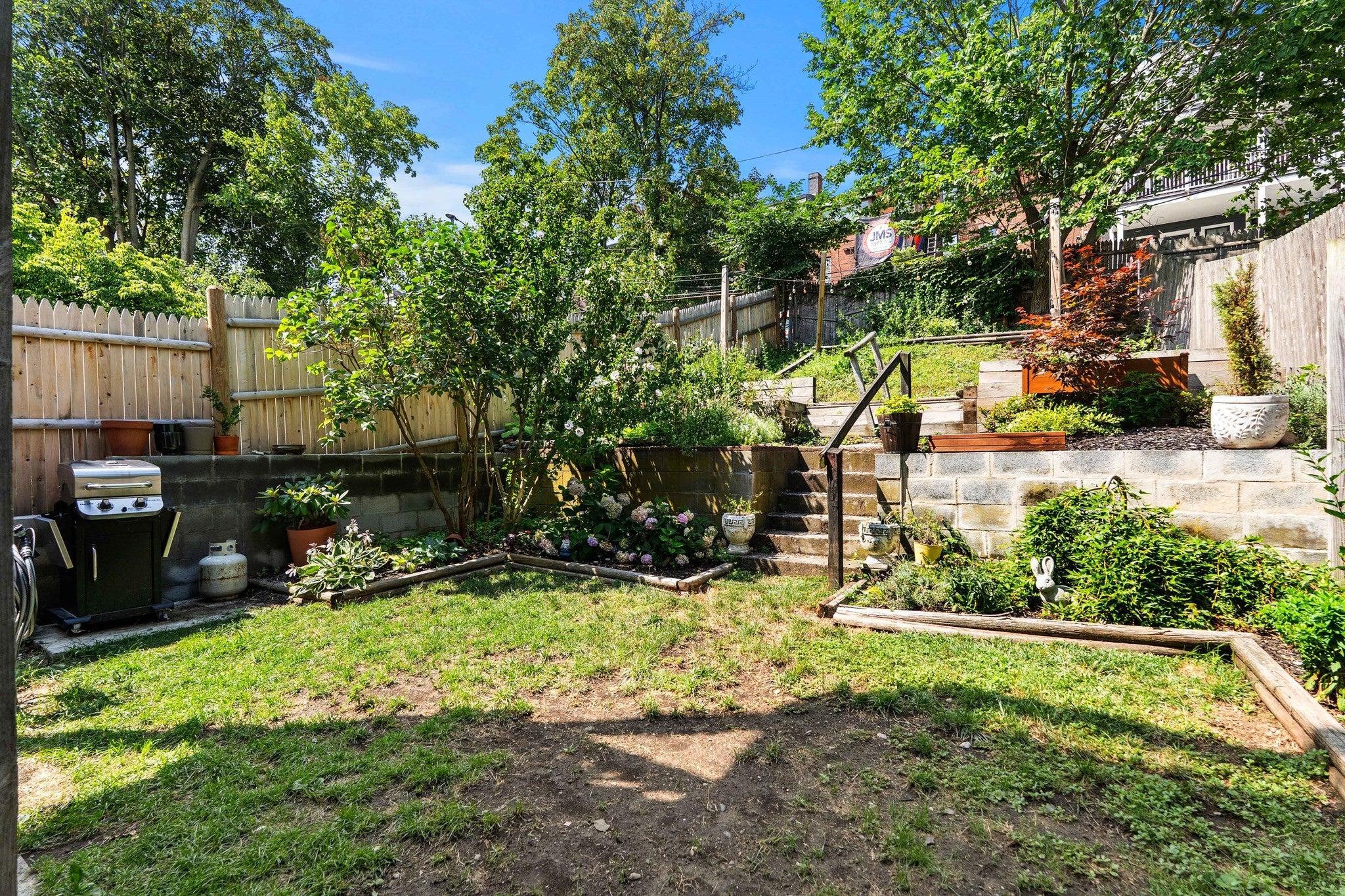 784 East 4th 1