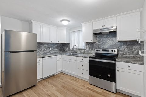 Photo of 5 Royal Dane Dr #46, Marshfield, MA 02050 (MLS # 73444835)