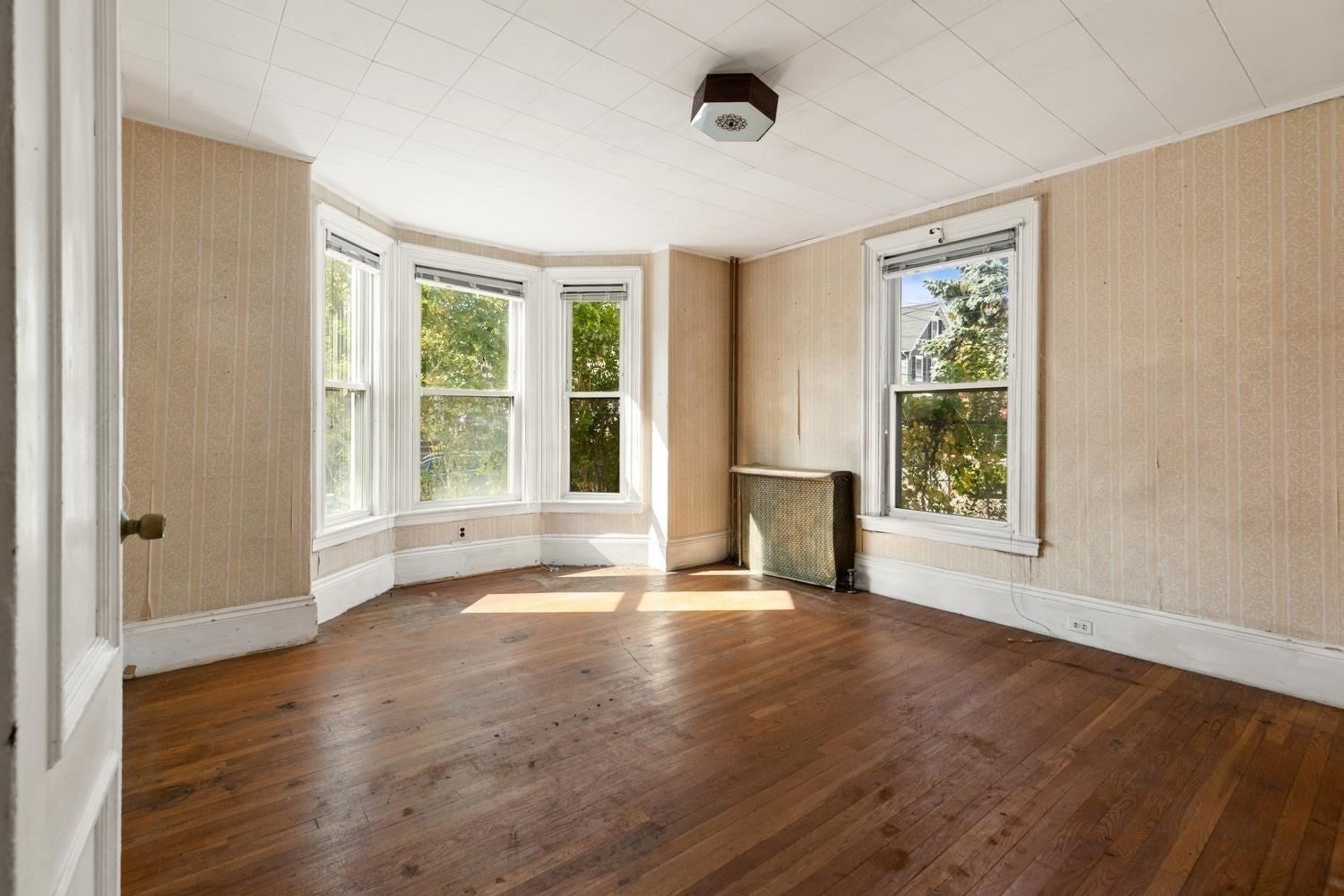 117 Linden Avenue, Malden, MA Photo #9