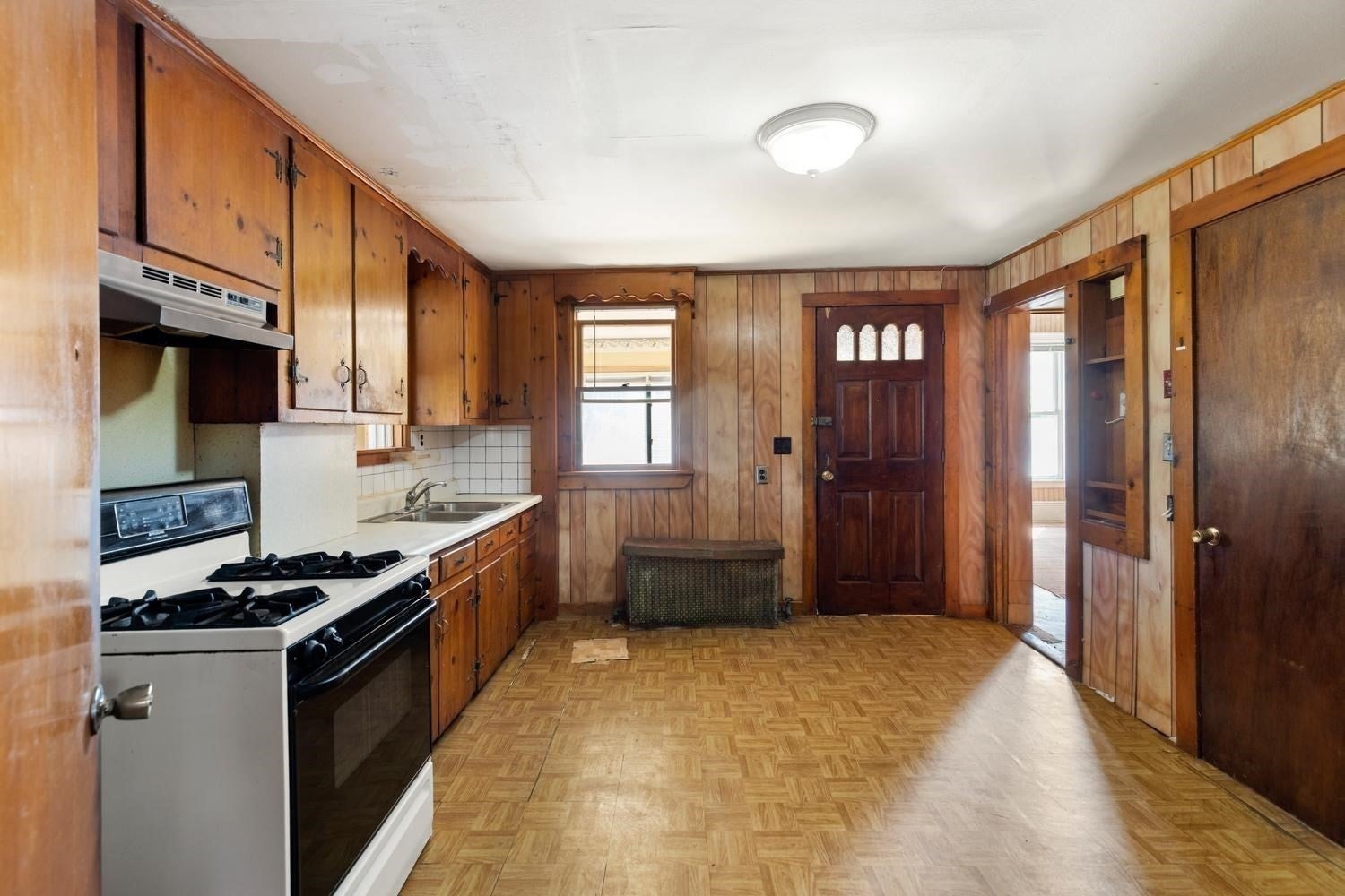 117 Linden Avenue, Malden, MA Photo #12