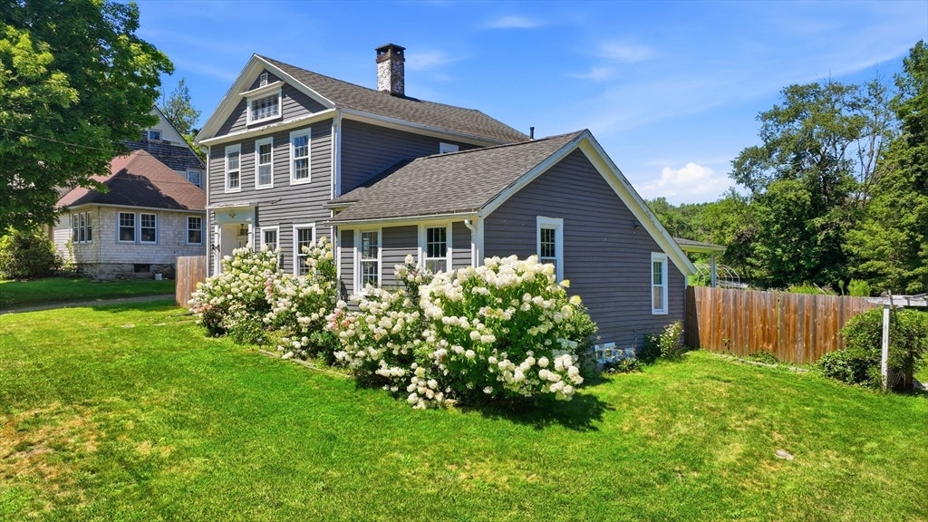 1572 Main Rd, Granville, MA Photo #34