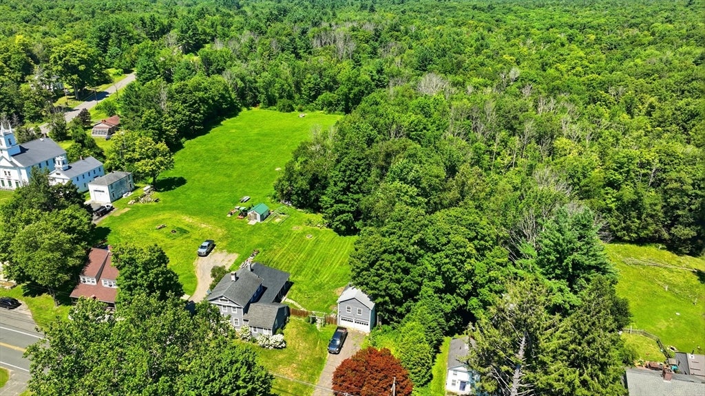 1572 Main Rd, Granville, MA Photo #30