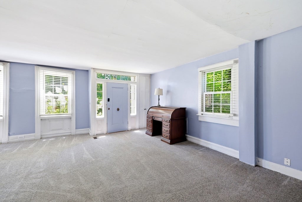 1572 Main Rd, Granville, MA Photo #13