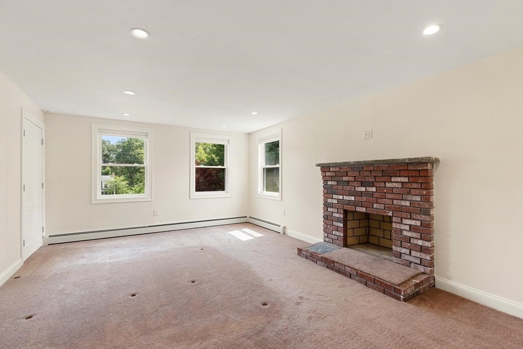 90 Strawberry Lane, Abington, MA, 90 Strawberry Lane, Abington, MA Photo #18