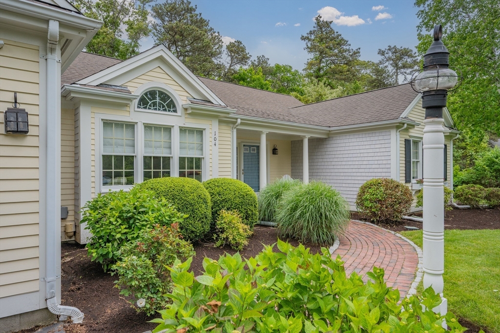 104 Clipper Way