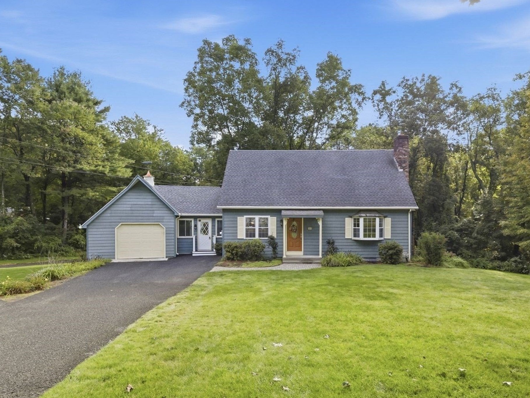 330 Ventura St, Ludlow, MA Photo #1