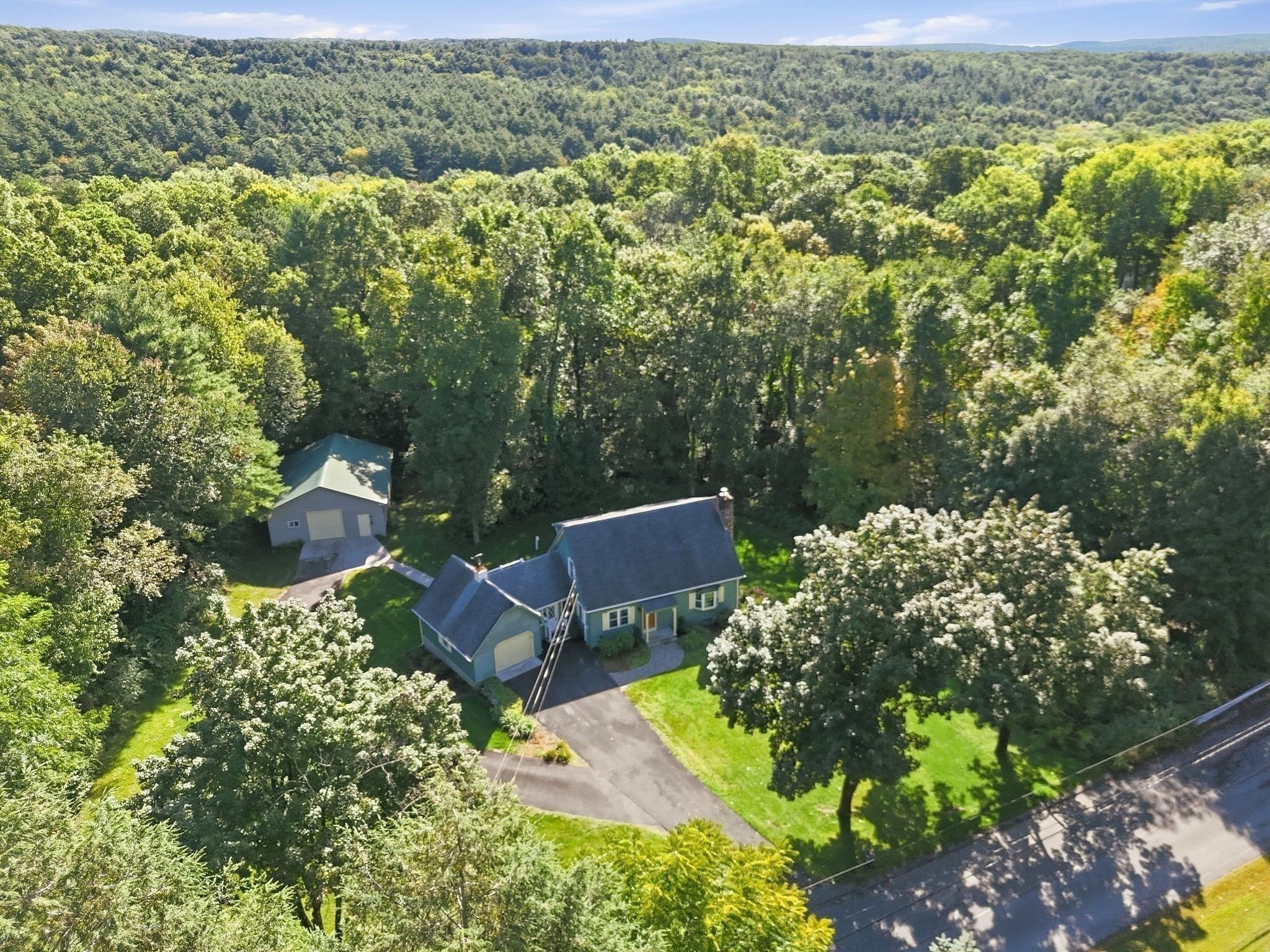 330 Ventura St, Ludlow, MA Photo #42