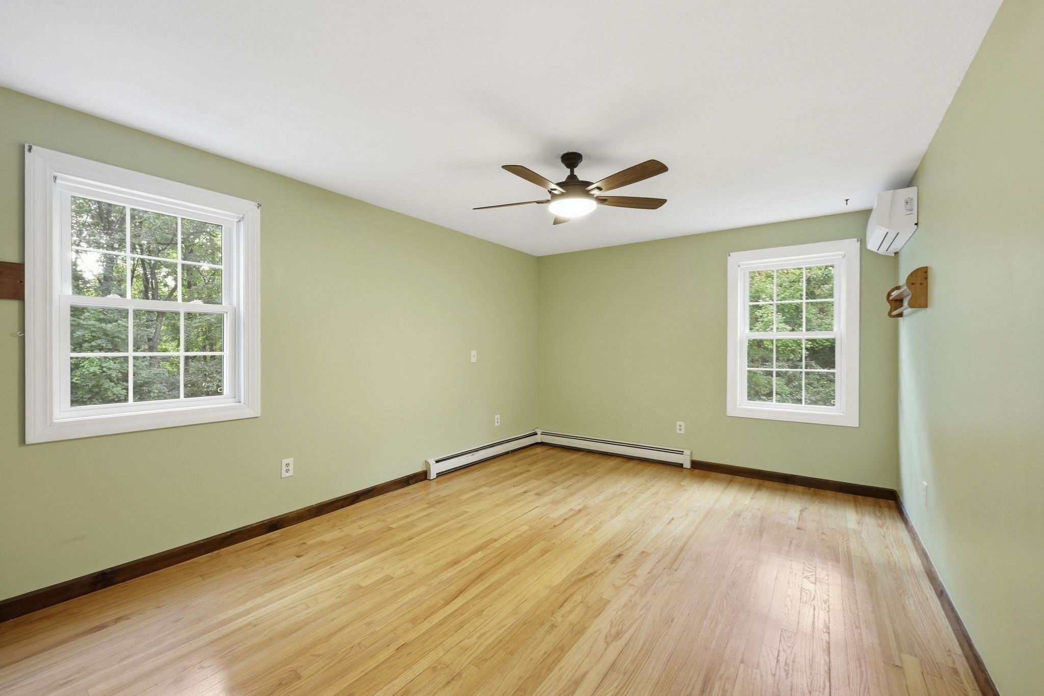 330 Ventura St, Ludlow, MA Photo #20