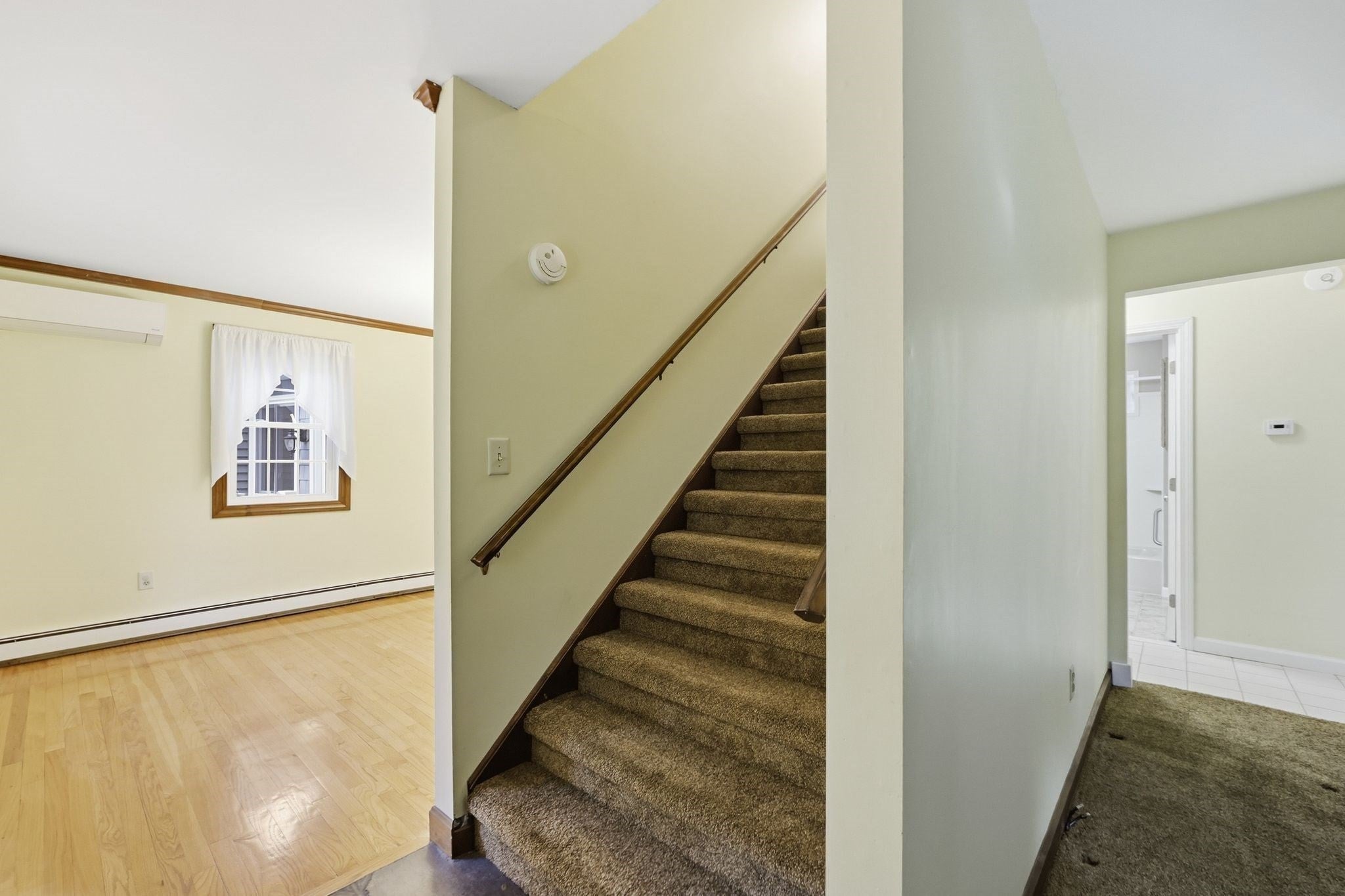 330 Ventura St, Ludlow, MA Photo #22