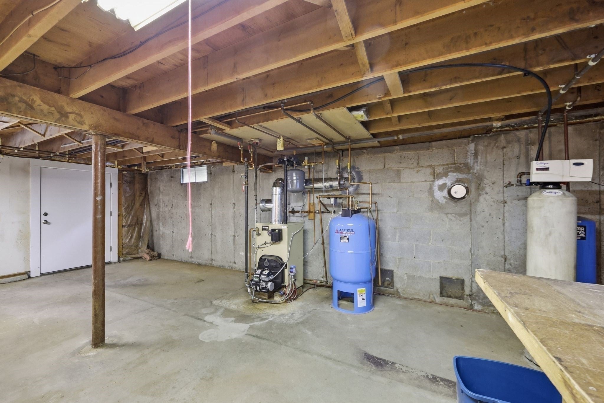 330 Ventura St, Ludlow, MA Photo #40