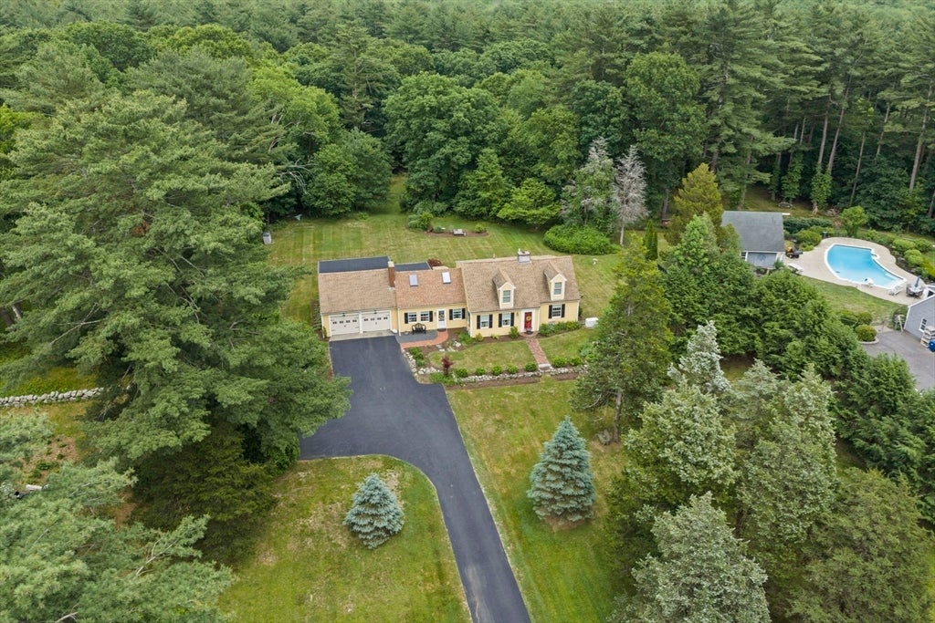 205 W Elm St