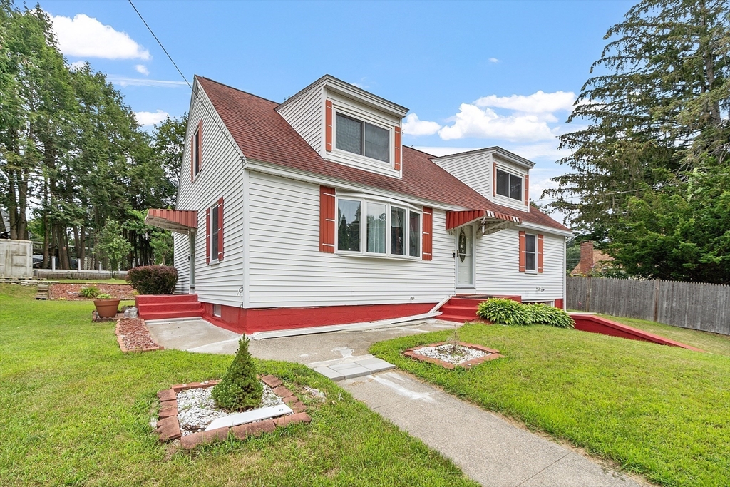 15 Eugene St