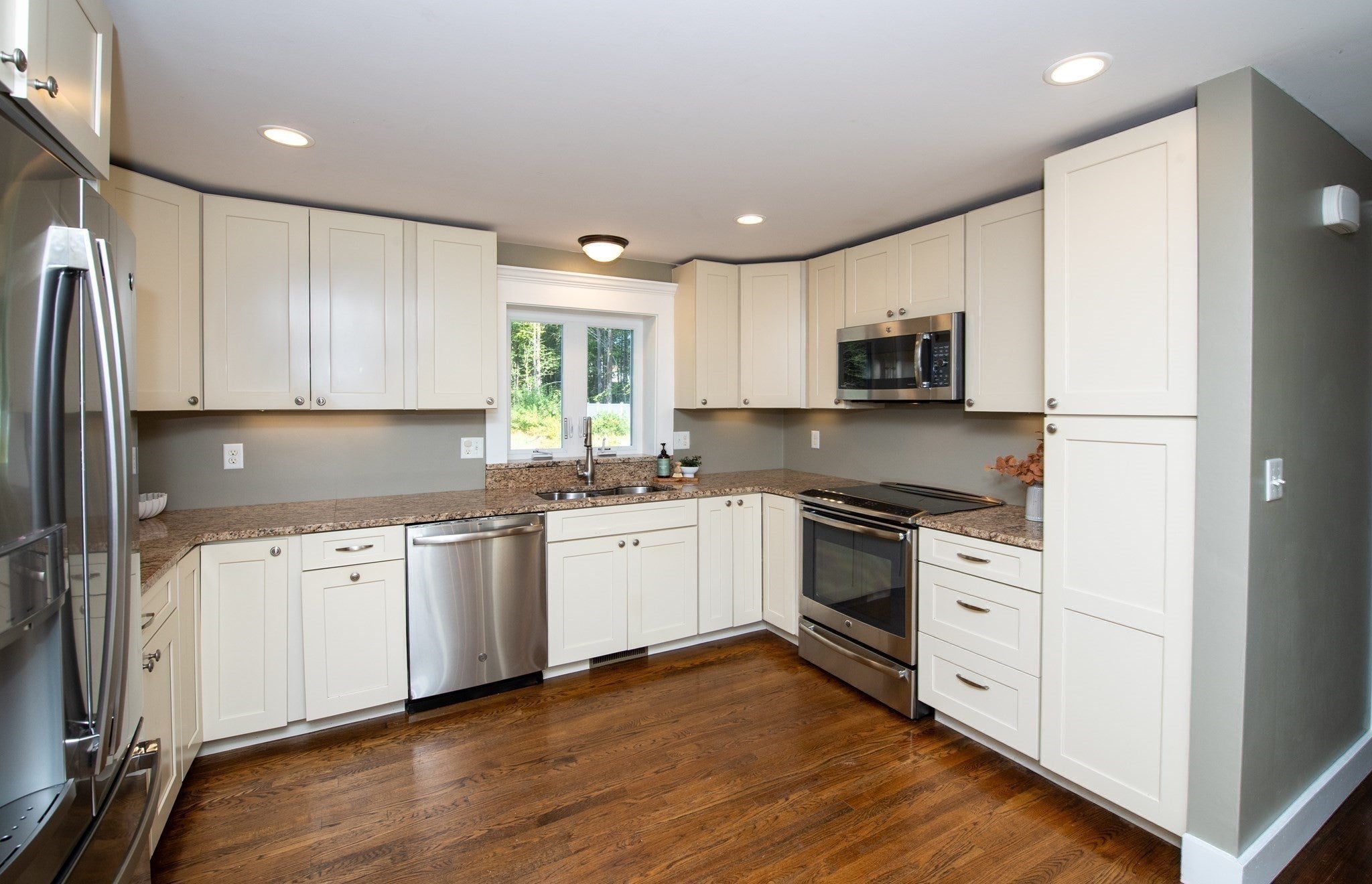 46 Bennett Rd, Rochester, MA, 46 Bennett Rd, Rochester, MA Photo #5