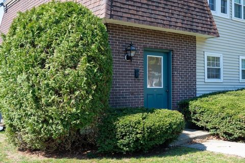 Photo of 180 Main St #2110, Bridgewater, MA 02324 (MLS # 73501160)