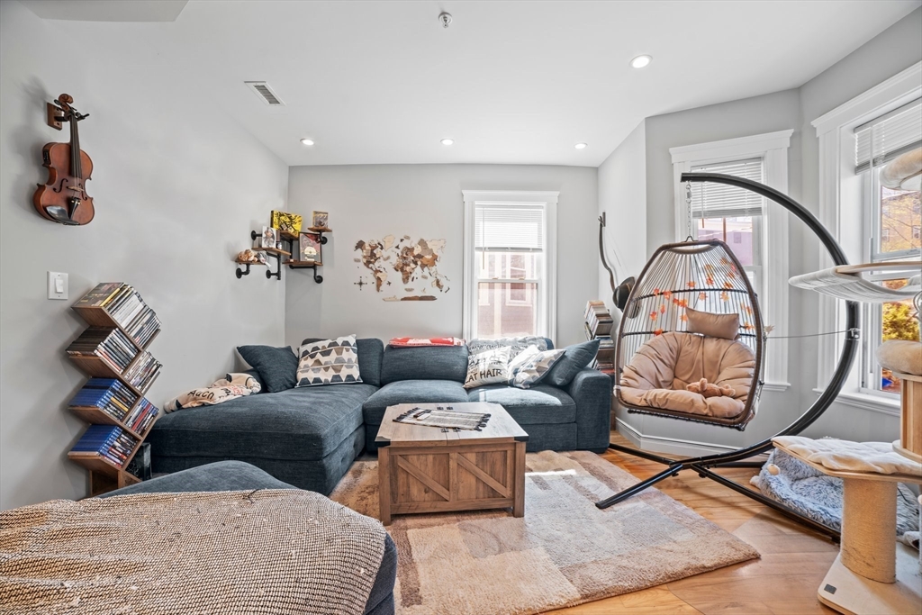 58 Weld Hill Street 2