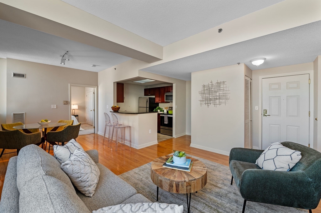 169 Monsignor Obrien Hwy 605