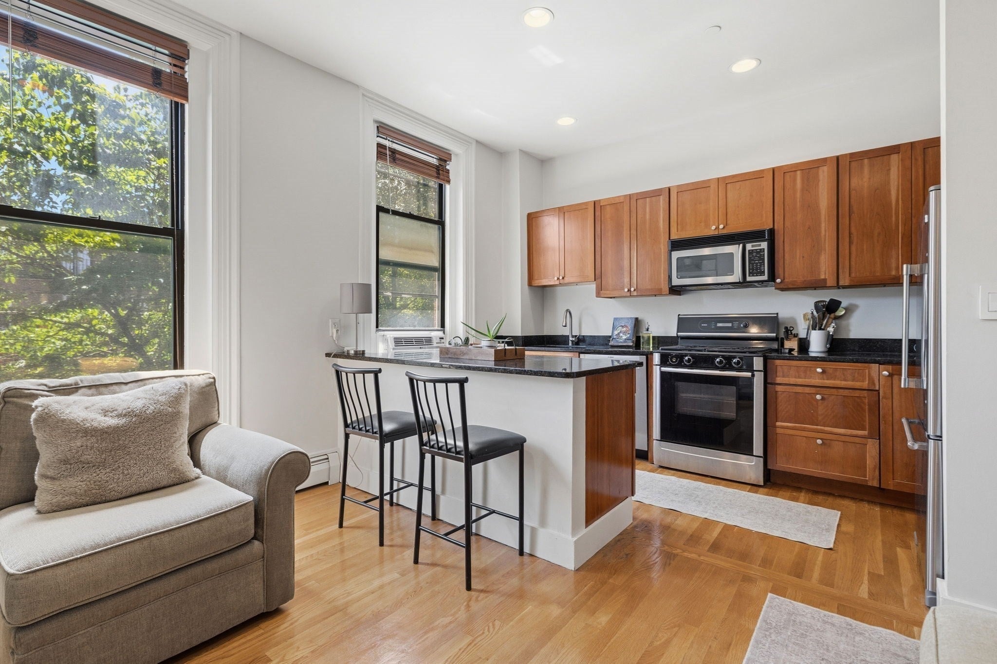 32 Yarmouth St 2, Boston MA 02116