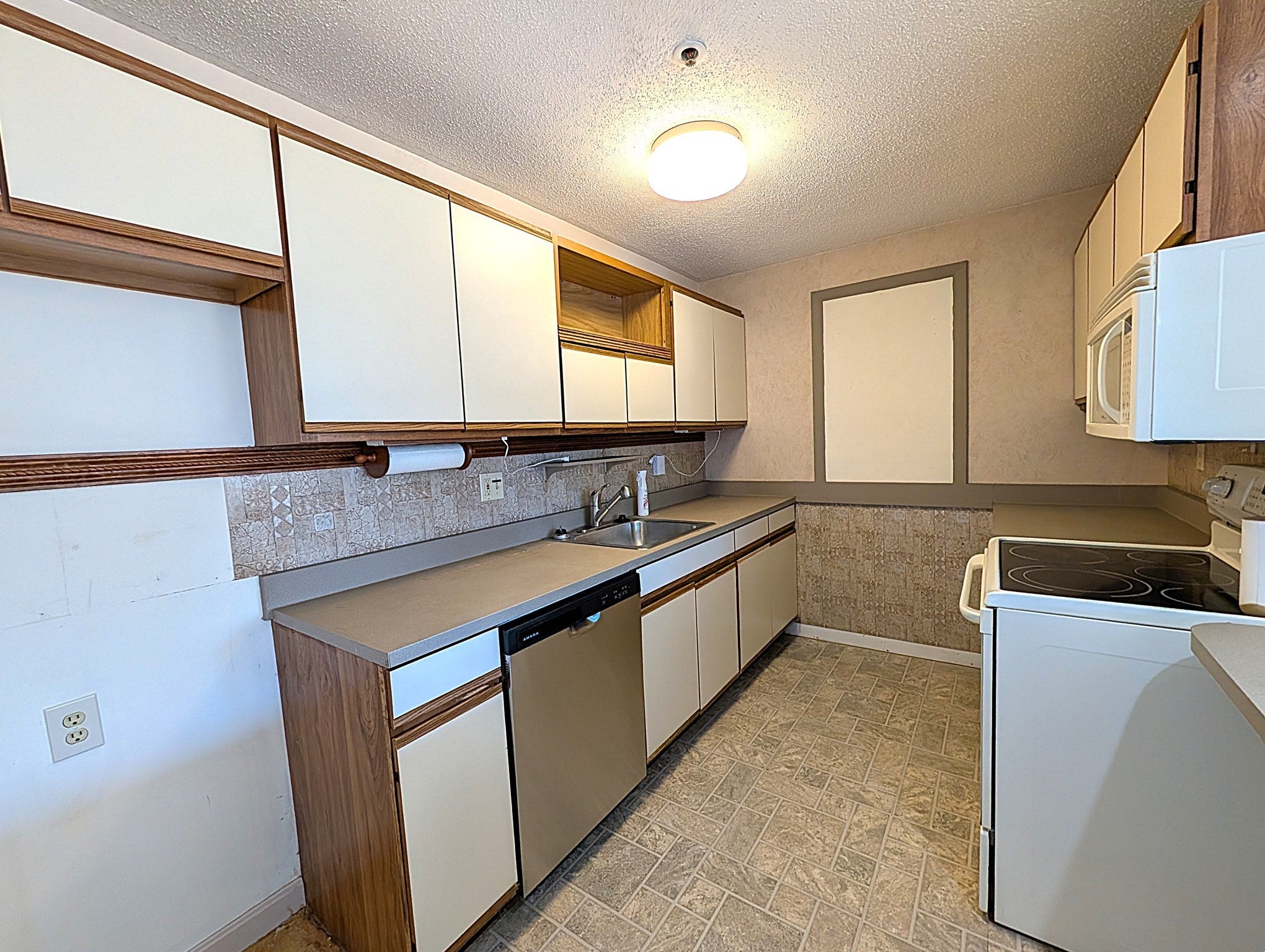 36 Dunham Rd #402, Beverly, MA, 36 Dunham Rd #402, Beverly, MA Photo #10