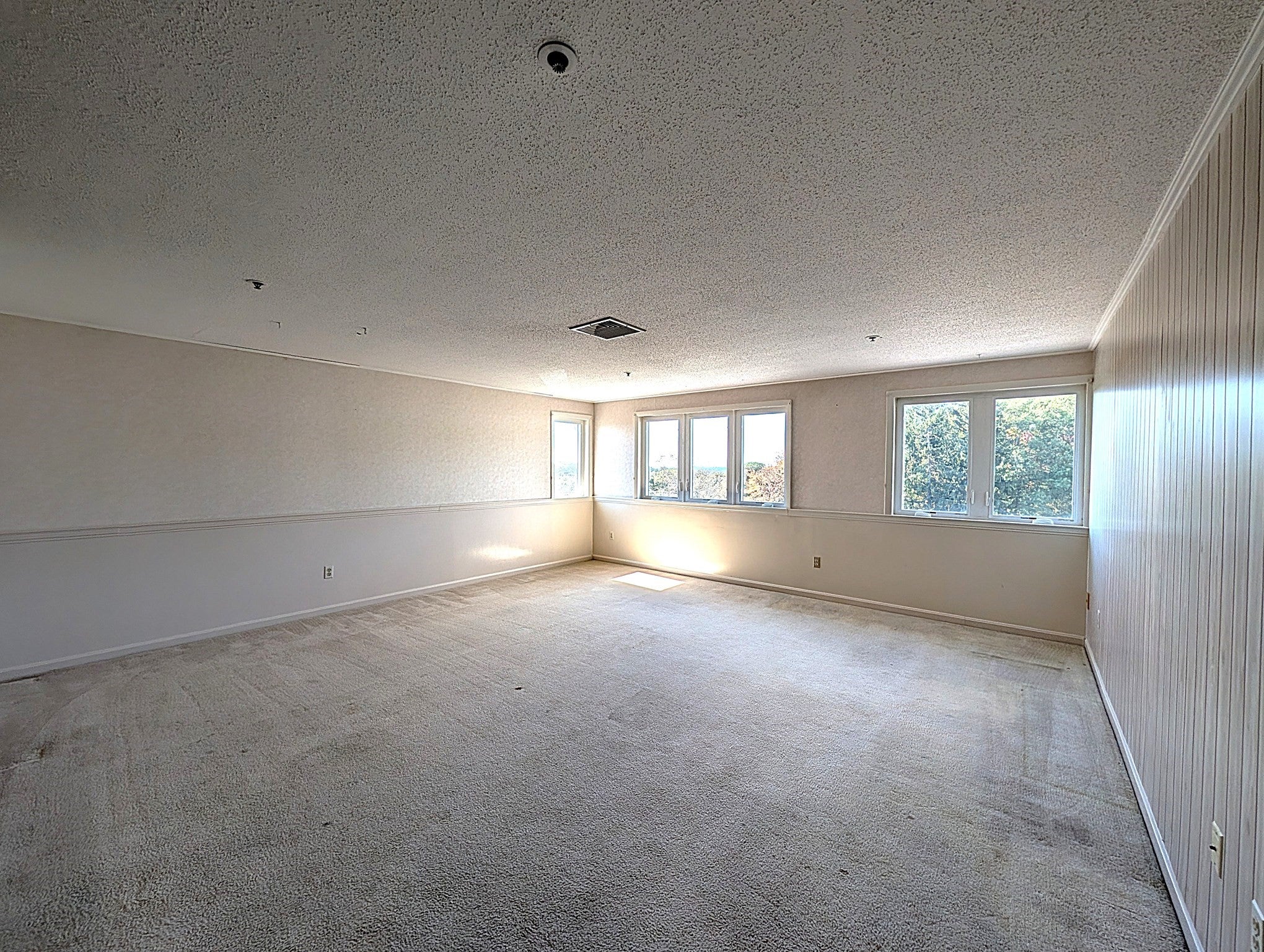 36 Dunham Rd #402, Beverly, MA, 36 Dunham Rd #402, Beverly, MA Photo #19