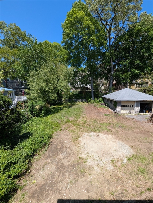 85 W Highland Ave