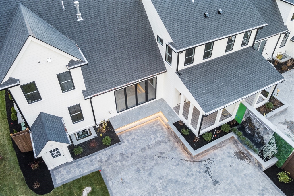14 Robinson Dr B