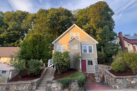 42 Hemman Boston MA 02131
