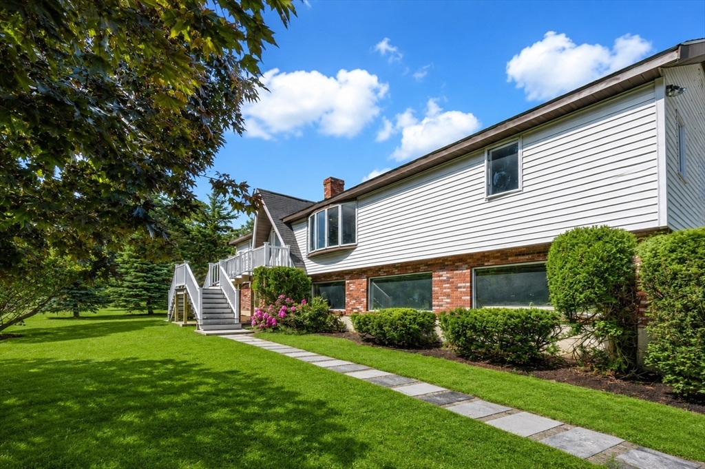 5 Flintlocke Rd