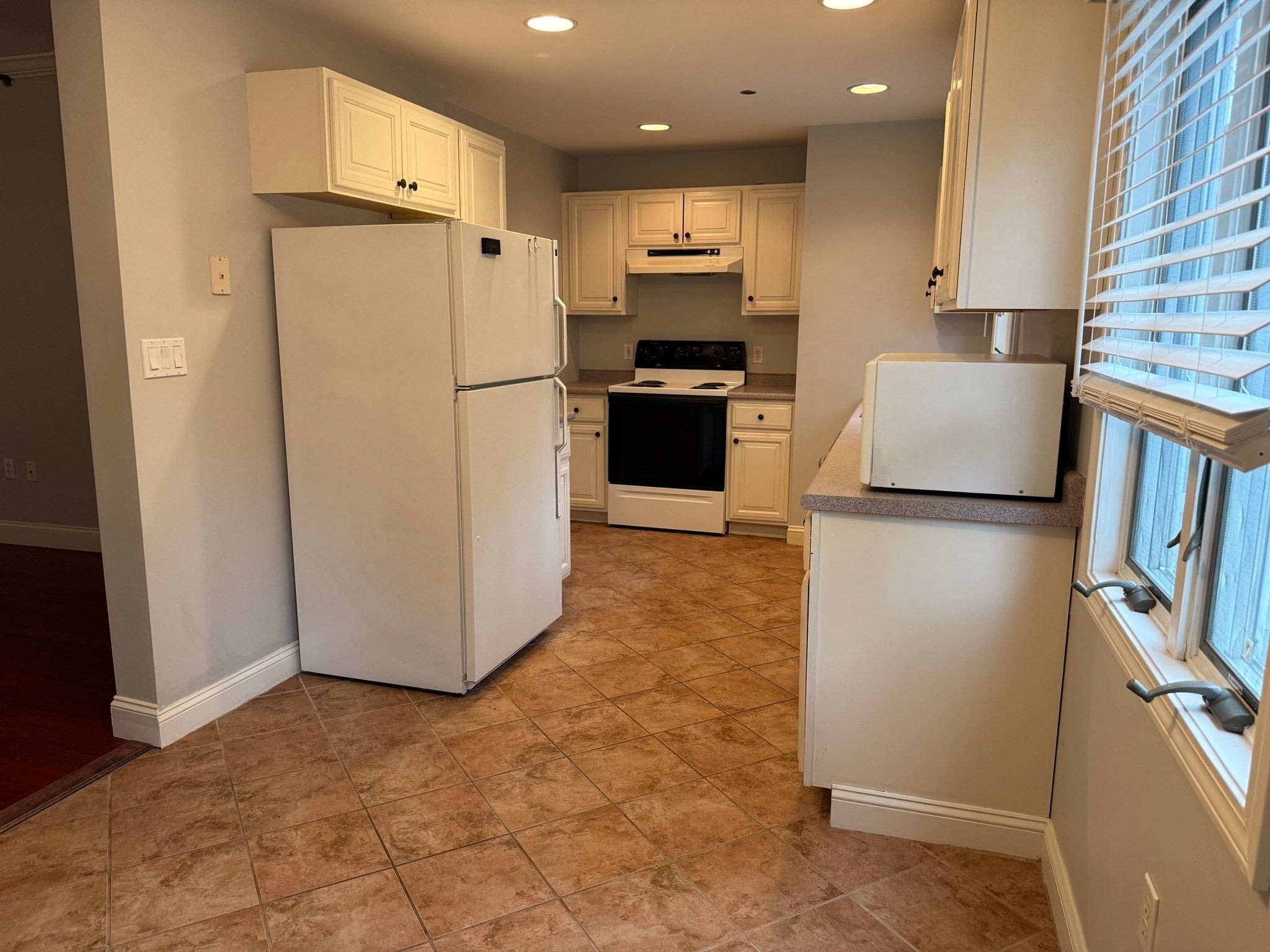 138 High St #A, Newburyport, MA Photo #1