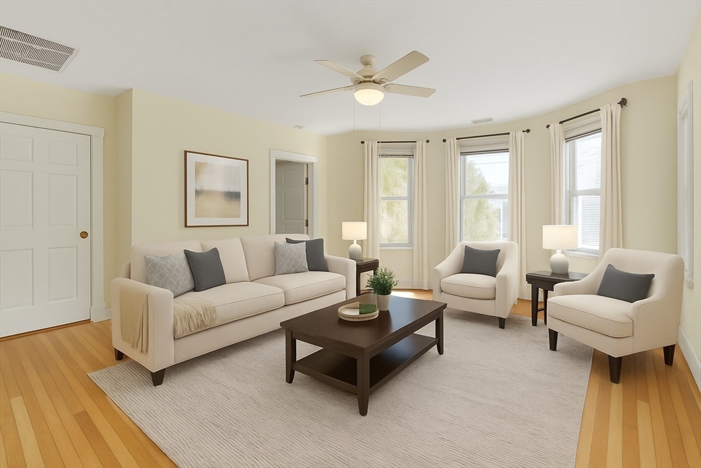105 Franklin St 3