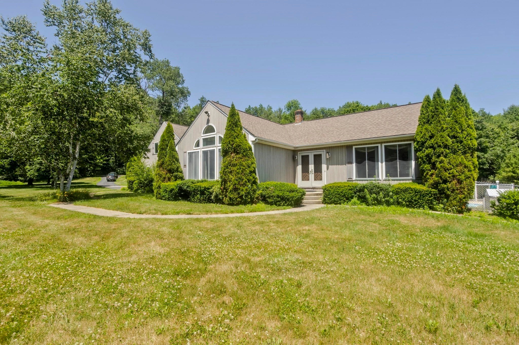447 Loring Rd, Barre MA 01005