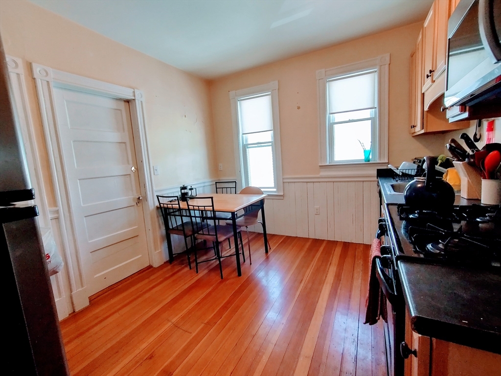 86 Conwell AVE #3, Somerville, MA Photo #3