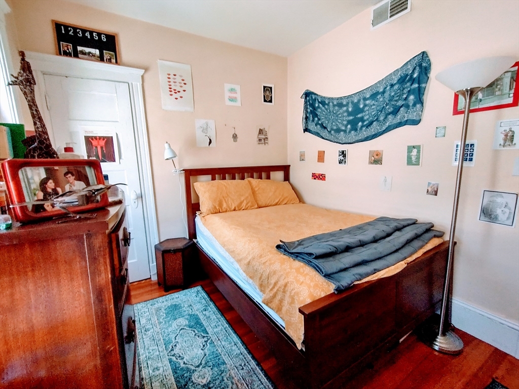 86 Conwell AVE #3, Somerville, MA Photo #5