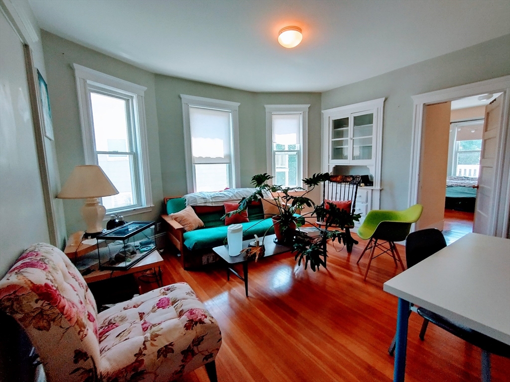 86 Conwell AVE #3, Somerville, MA Photo #10