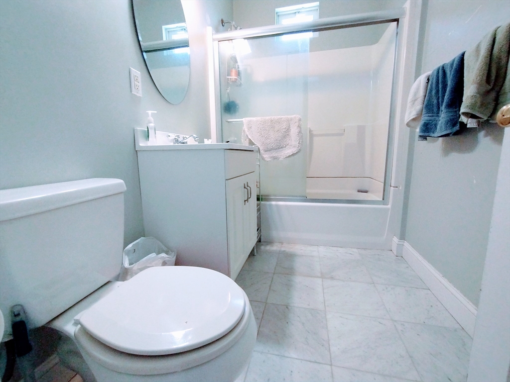 86 Conwell AVE #3, Somerville, MA Photo #4