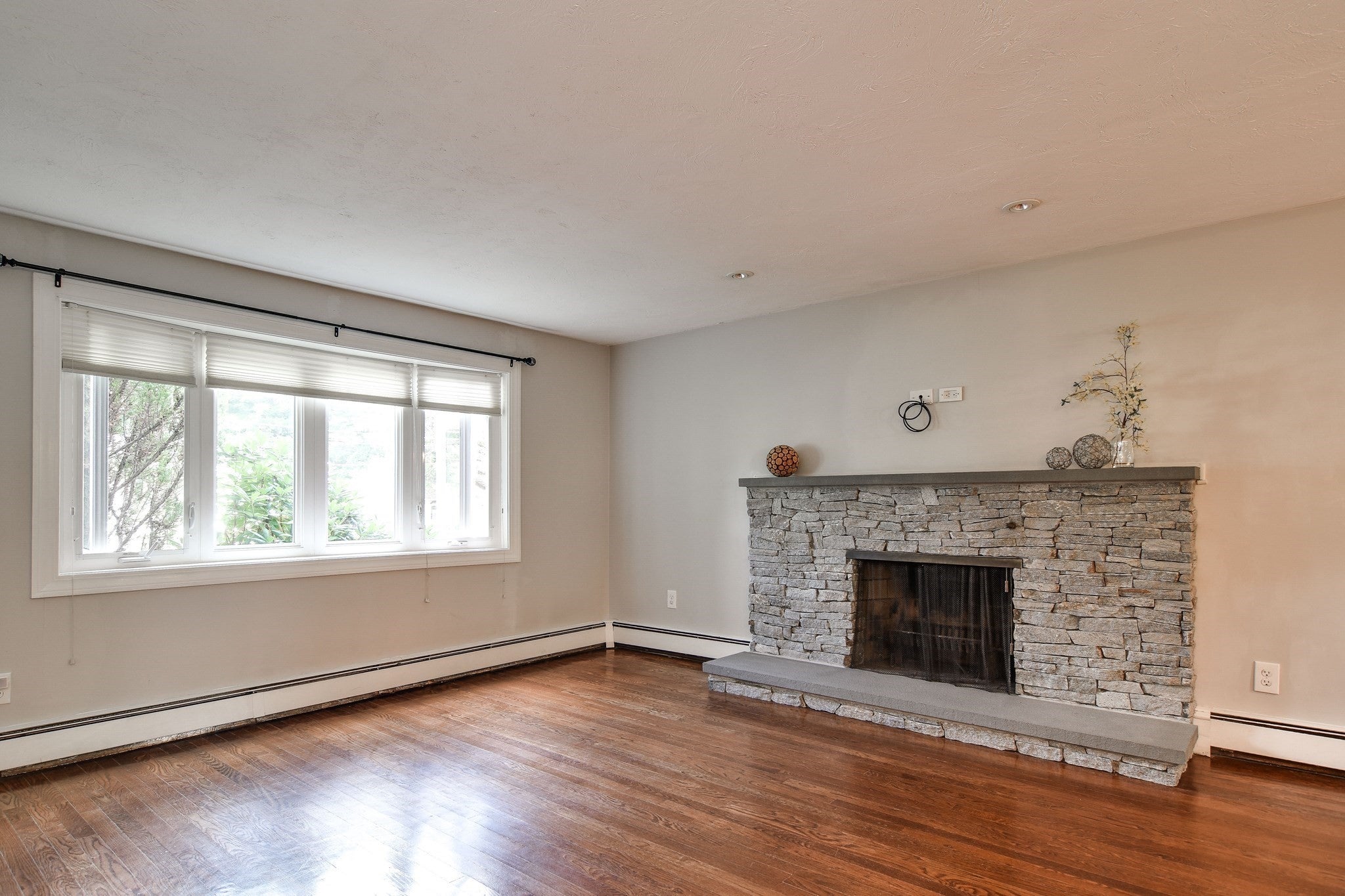 12 Patony Rd, Framingham, MA, 12 Patony Rd, Framingham, MA Photo #4