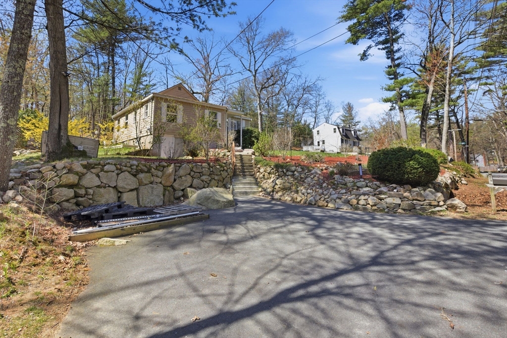 10 Avila Rd, Billerica, MA Photo #26