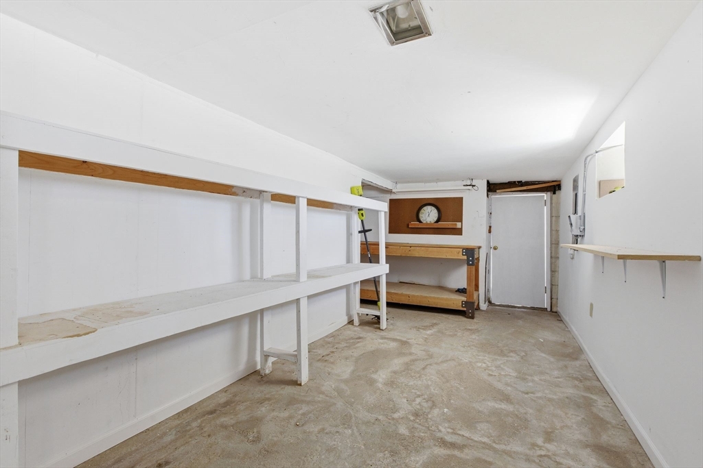 10 Avila Rd, Billerica, MA Photo #22