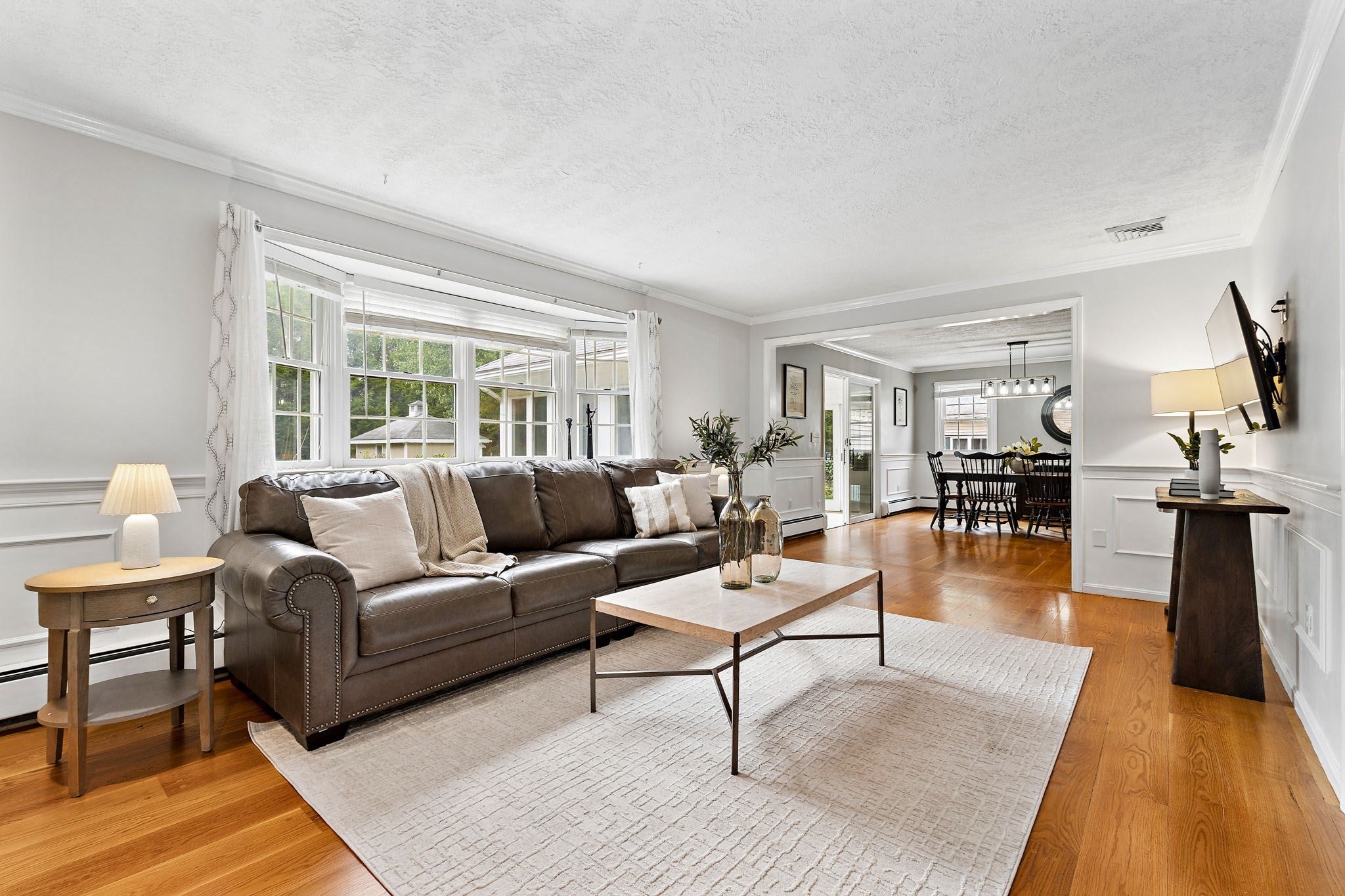 272 Mill St, Holliston, MA, 272 Mill St, Holliston, MA Photo #4